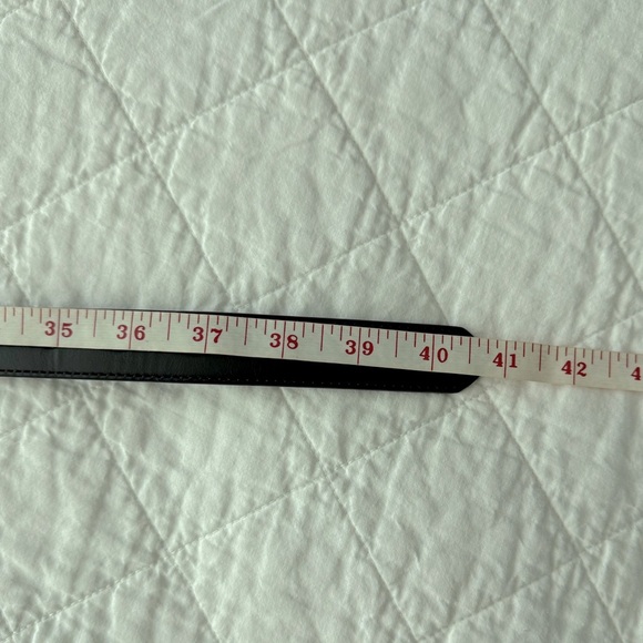 NWT Nike Black Belt Modern Design - Picture 5 of 5